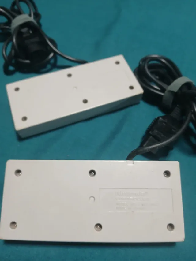 2 Mandos Nintendo NES