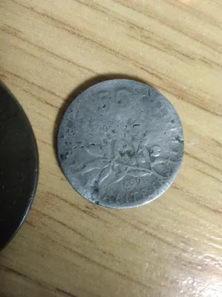 Colección de monedas y billetes antiguos