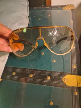 Occhiali da sole Gucci oro