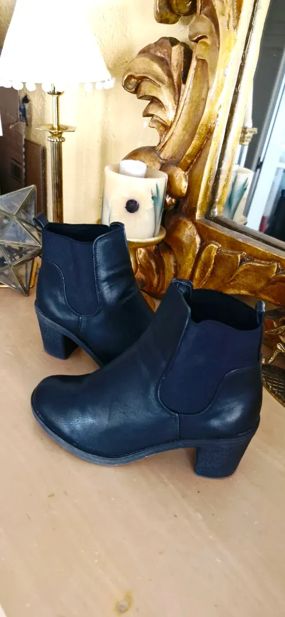 Botins Chelsea Pretos Tamanho 37