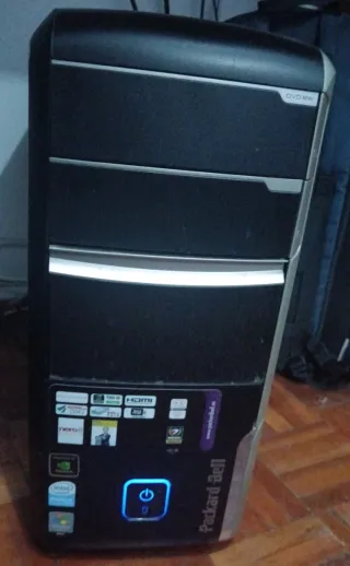 35€ PC. Packard B.+ pantalla + teclado + mouse