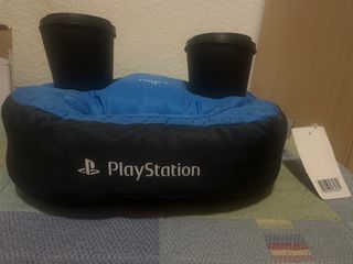 Posa vasos y mandos cojín PlayStation