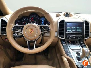Porsche Cayenne -