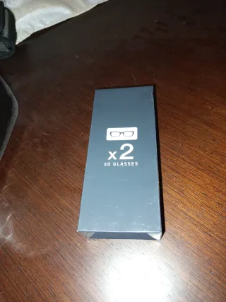 Occhiali VR AOGUERBE con cuffie. Nuovo.