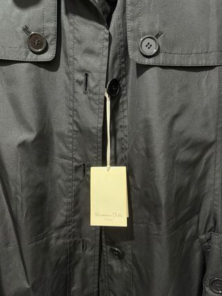Gabardina Massimo Dutti Negra