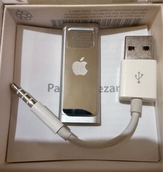 Apple iPod Shuffle 4GB Plata