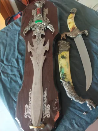 Conjunto Espada y Daga Decorativa