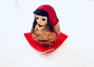 Due adorabili bambole Kokeshi giapponesi (2 unità)