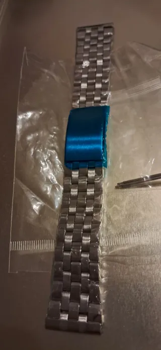 Correa de reloj plateada