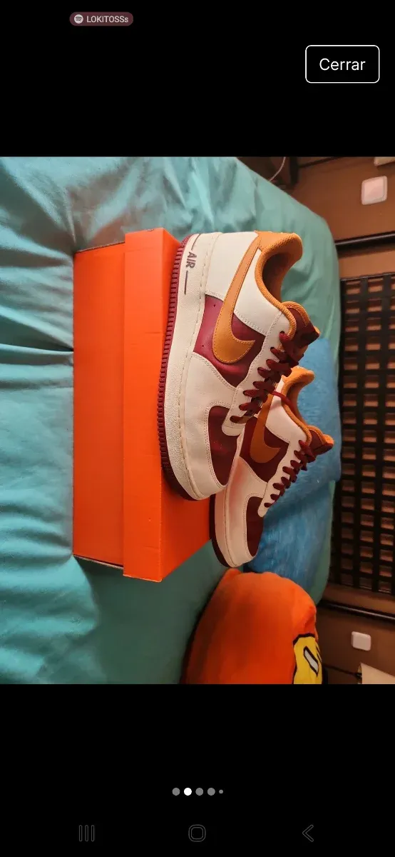 Zapatillas Nike Air Force Camel y Burdeos