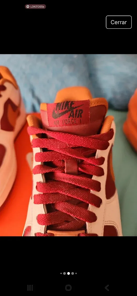 Zapatillas Nike Air Force Camel y Burdeos