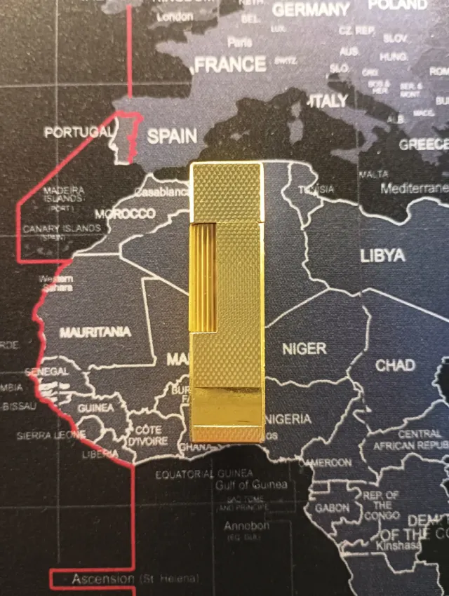 Mechero Vinci París Chapado Oro 23.75k