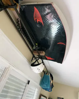 Tabla Bodyboard Manta con 4 canales