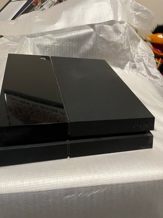 PS4 (PlayStation 4) Nera con Controller Dorato