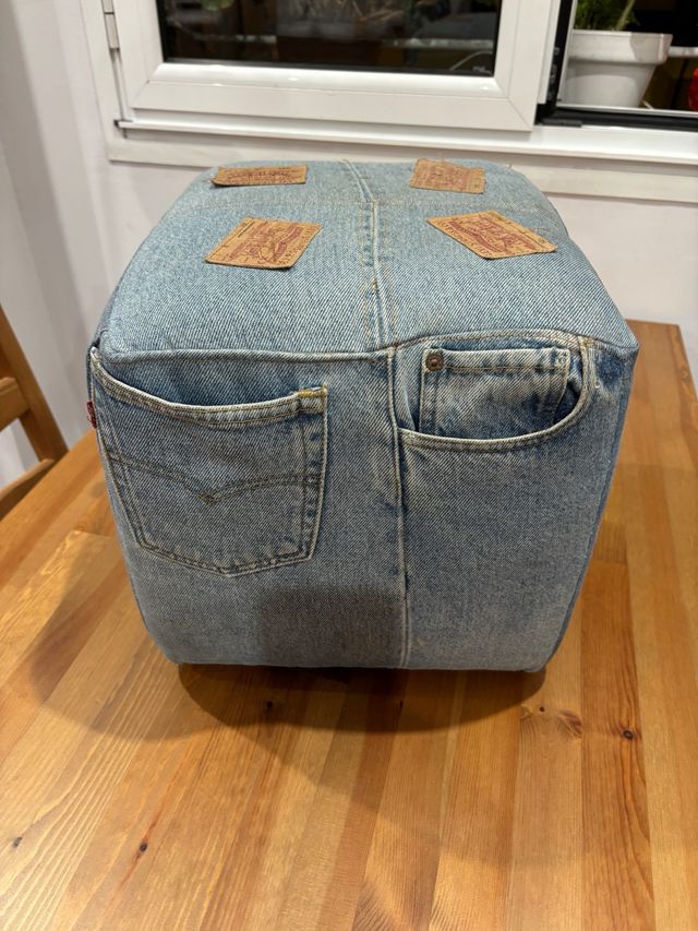 Puff/Taburete Vaquero Levi's