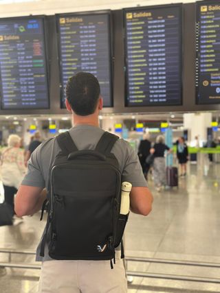 Mochila Urbana Negra Impermeable Pequeña OFERTA