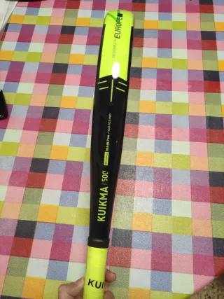 Pala de pádel decathlon kuikma 500, seminueva.