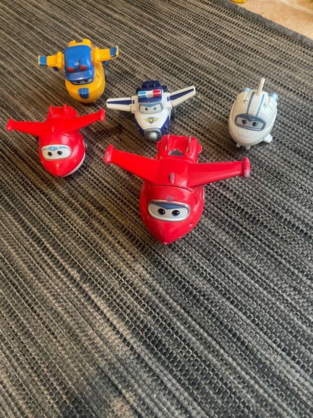 Patrulla Canina y Super Wings Juguetes