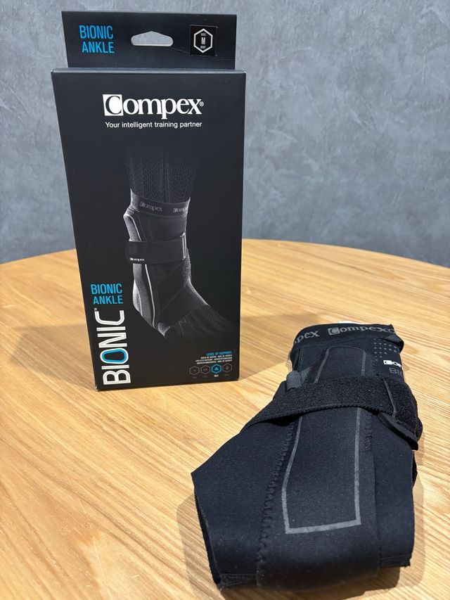 Ginocchiera Compex Bionic per caviglia destra