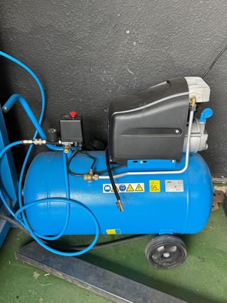 Compresor de aire azul