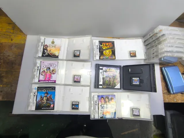 Consola Nintendo DS Azul + Jogos