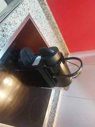 Macchina da caffè Nespresso nera
