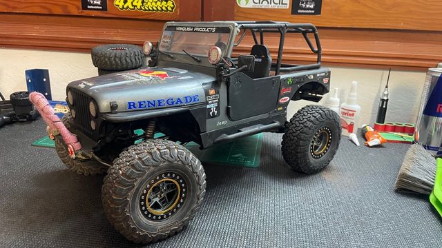 Axial SCX10 III CJ7