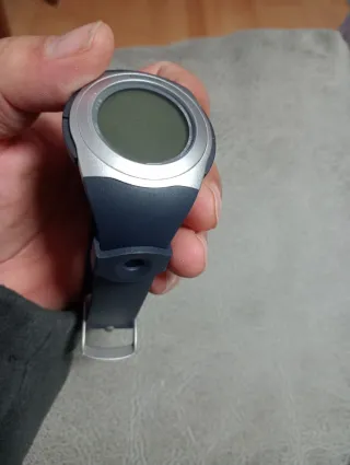 Reloj pulsómetro Beurer  pm 25 deportivo.