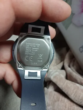 Reloj pulsómetro Beurer  pm 25 deportivo.