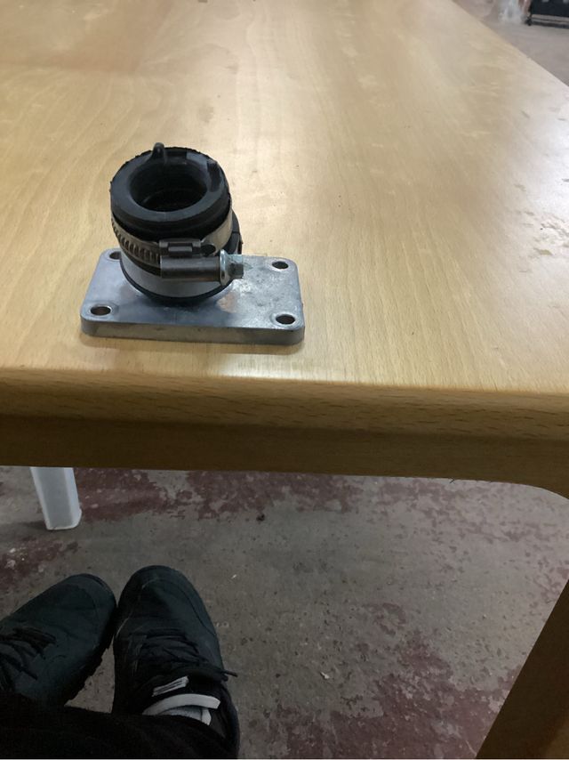 Toma de admissão Derbi Senda