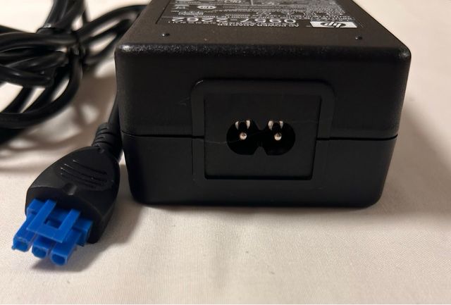 Adattatore di alimentazione HP 0957-2262 32V 2000mA