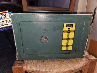 Cassaforte Atra metallo verde oro