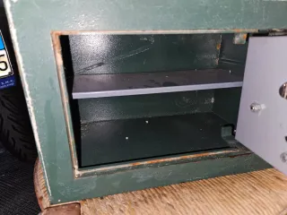 Cassaforte Atra metallo verde oro