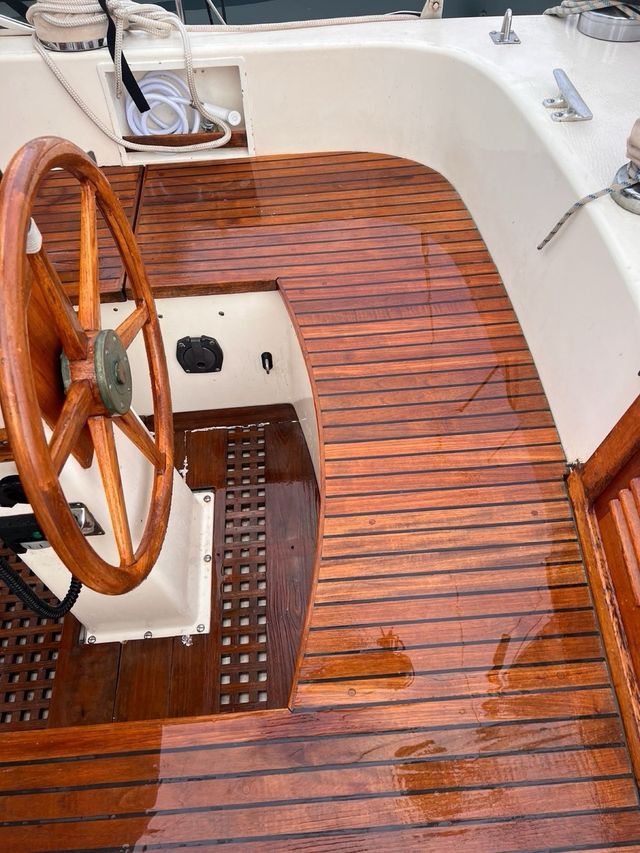 Velero Hallberg rassy 41 Lista 6