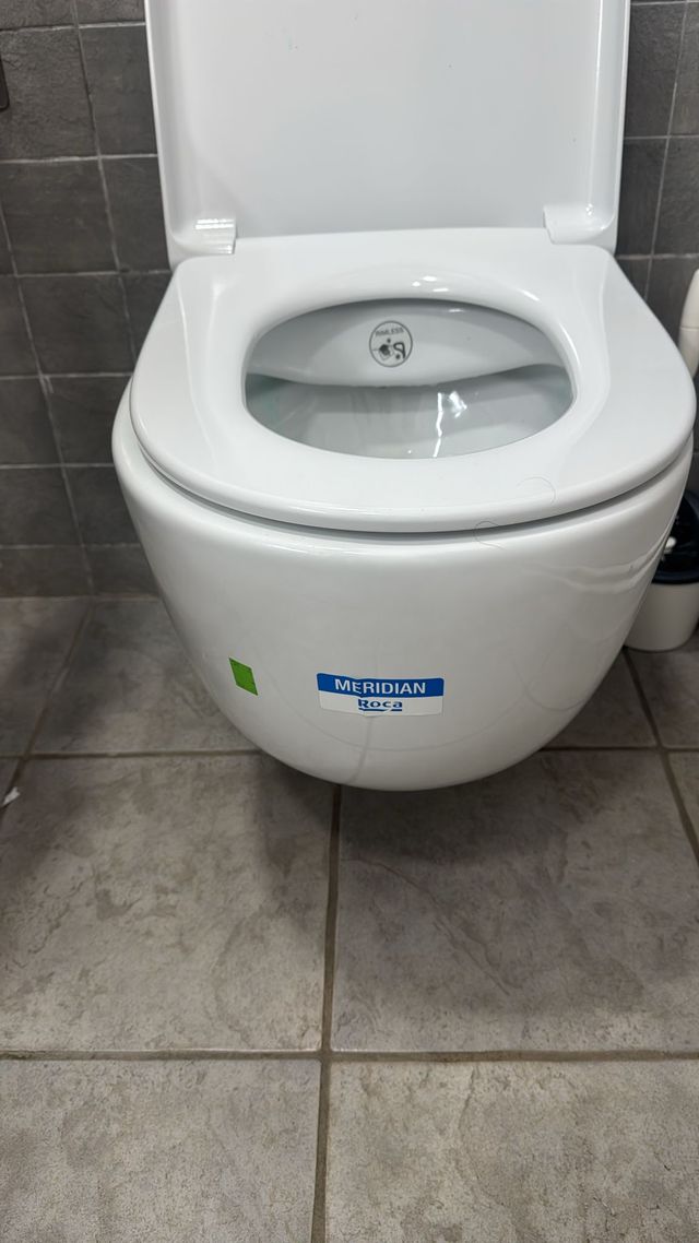 Inodoro Roca Meridian Suspendido Tapa Amortiguada