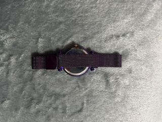 Reloj Morado con Esfera Estrellada