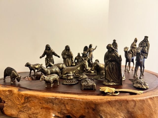 Belén Navideño Bronce 26 figuras