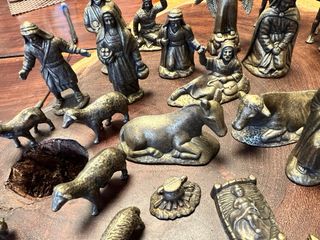 Belén Navideño Bronce 26 figuras