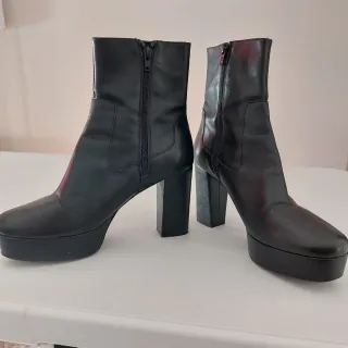 Botines Zara Tacón Plataforma Negro