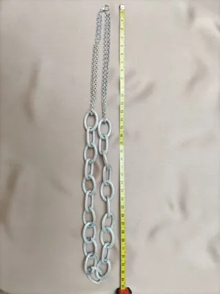 Collana lunga a catena color argento