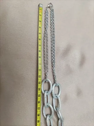 Collana lunga a catena color argento