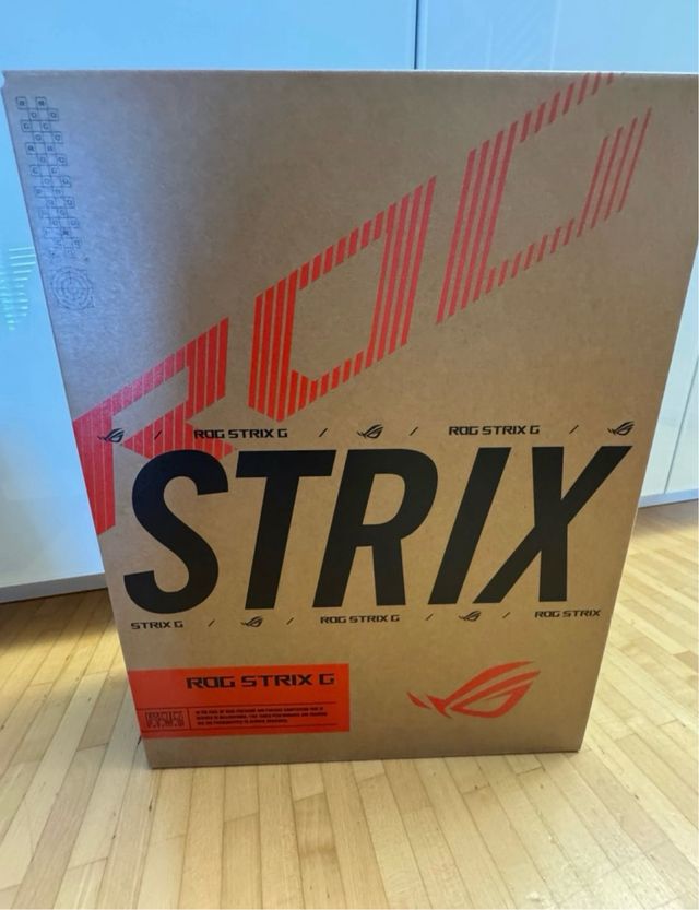 ASUS ROG Strix G16 i9 14900HX 4070 32GB RAM