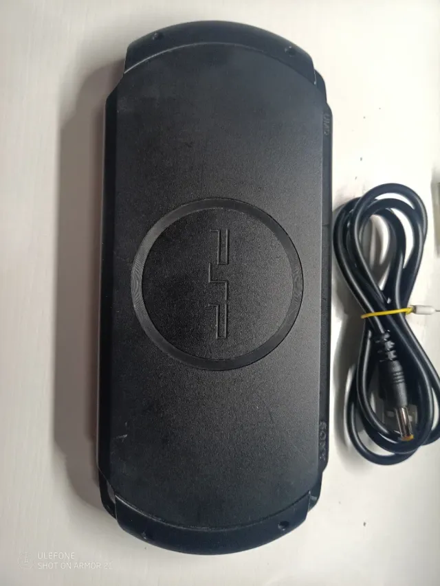 Sony PSP Street E1000 Nera