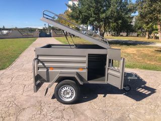 Remolque cerrado para perros