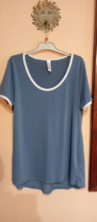 Blusón mujer azul talla S pero más bien es una M