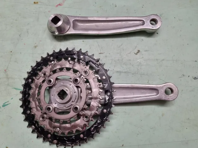 Guarnitura Shimano LX FC-M569 Tripla