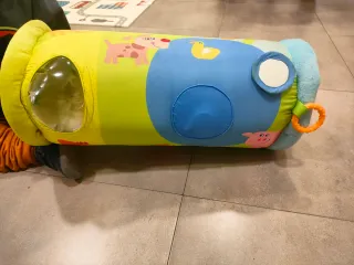 Rulo gateador infantil con juegos