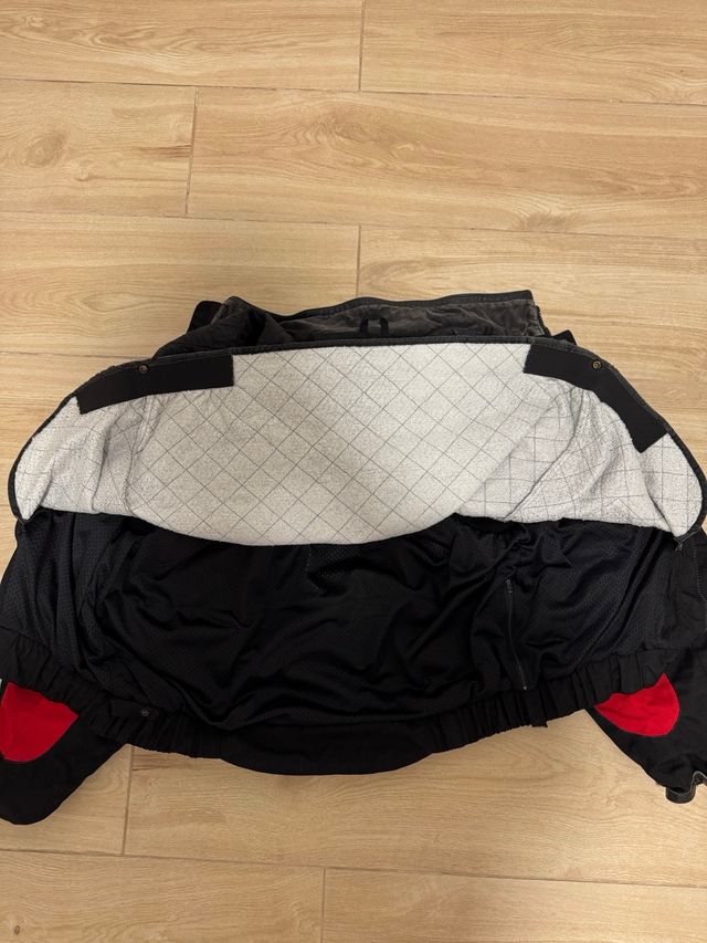 Chaqueta Moto AXO Roja Negra Gris