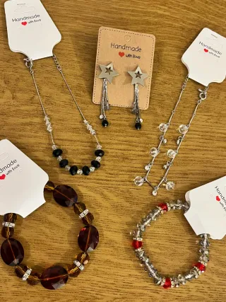 Set bigiotteria per calendario dell'Avvento