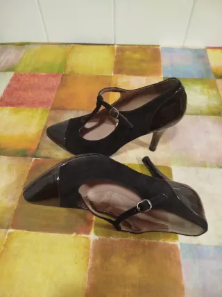 Zapatos Gik Negros Tacón Tira